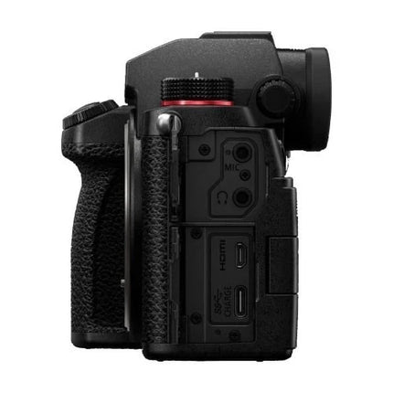 Panasonic LUMIX S5