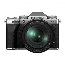 Fujifilm X-T5 con 16-80mm f/4