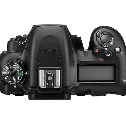 Nikon 7500 con 18-140mm ED VR