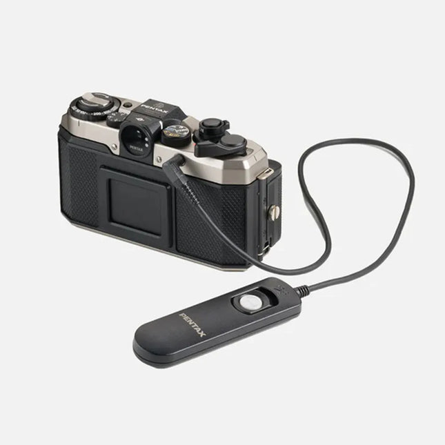 Pentax 17 – Cámara compacta de película medio formato