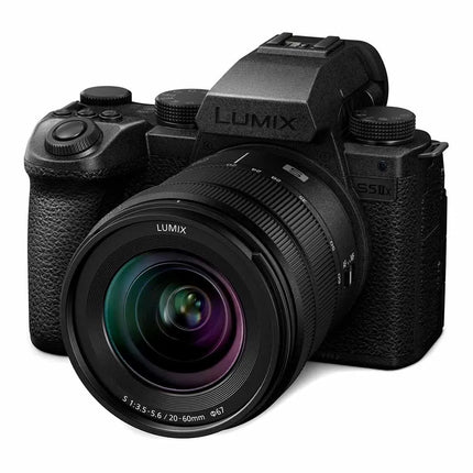 Lumix S5 IIX con 20-60mm f/3.5-5.6 y 50mm f/1.8
